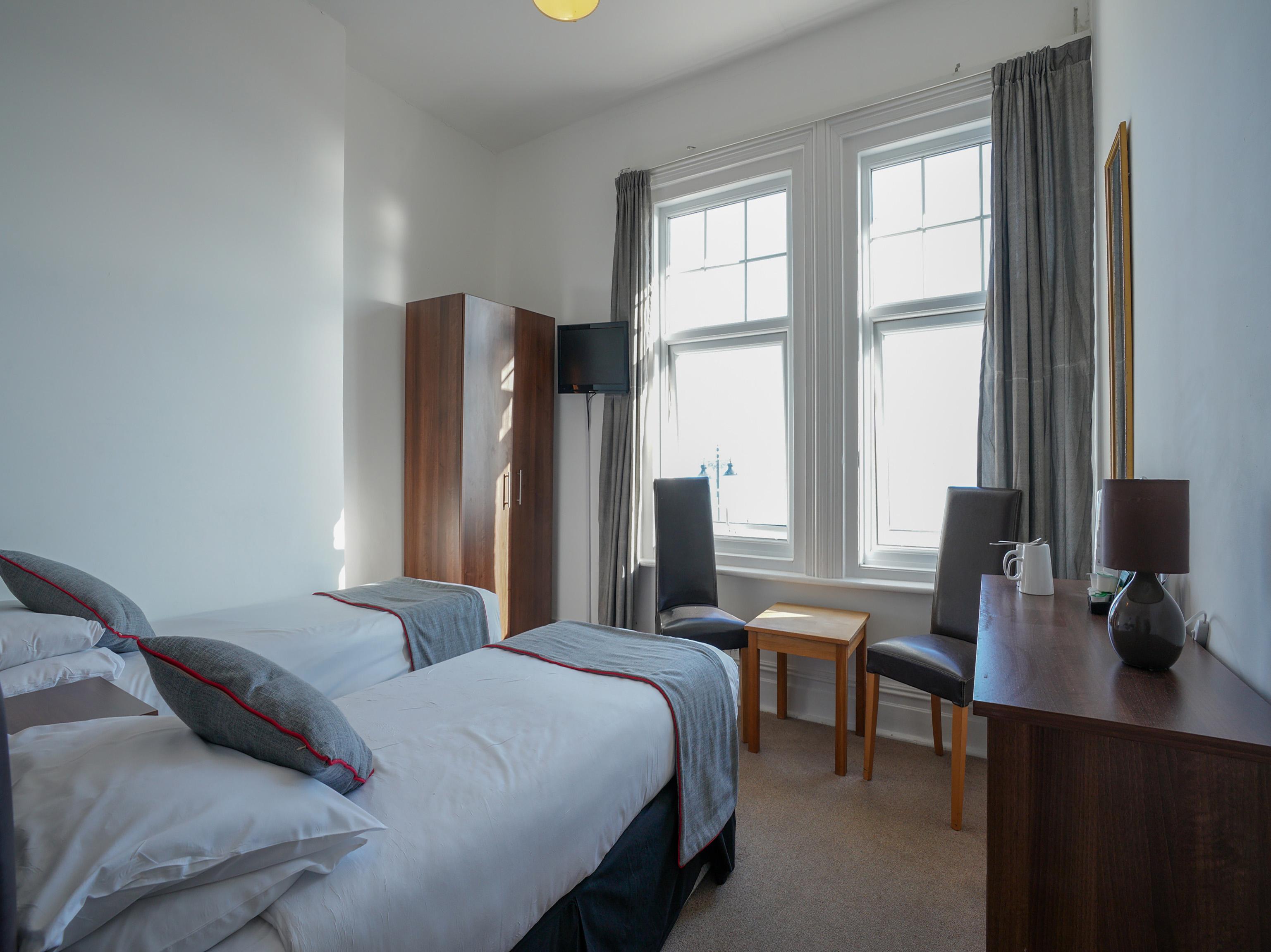 Oyo Shanklin Beach Hotel Kültér fotó