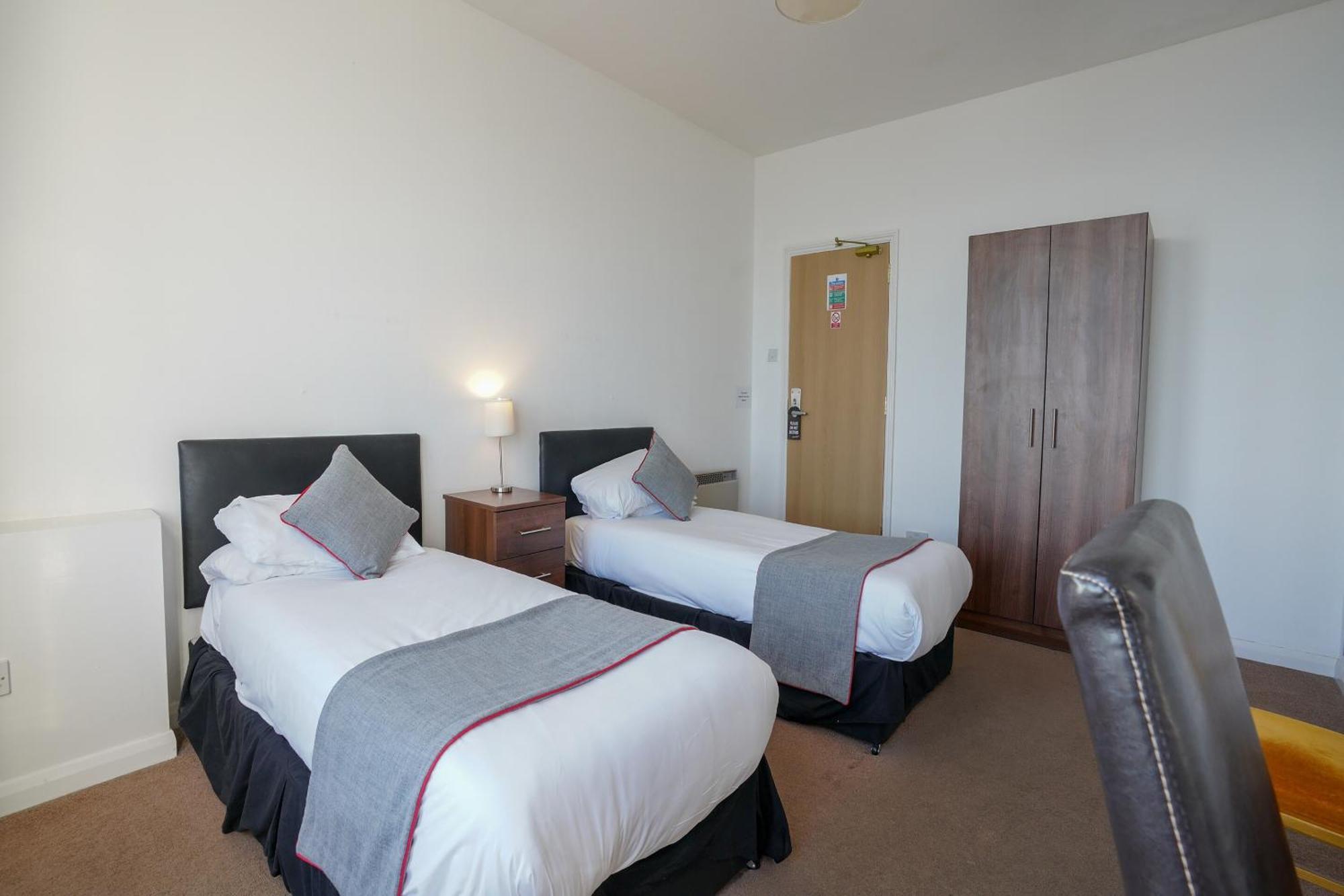 Oyo Shanklin Beach Hotel Kültér fotó